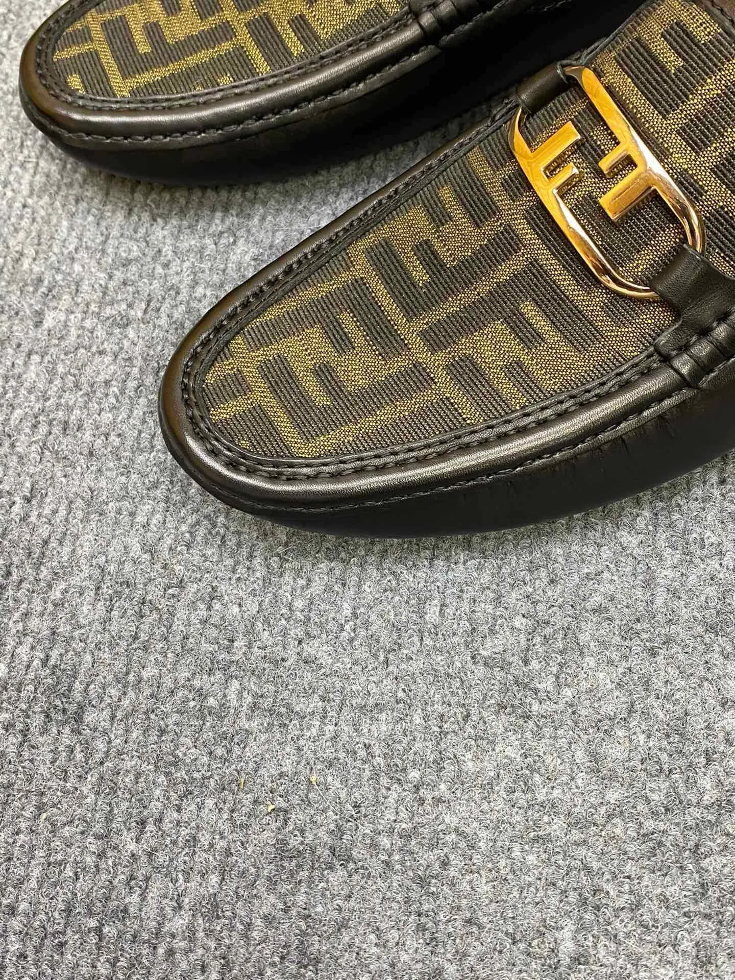 Men's Men's Shoes Men's Men's Shoes 💰700FENDI Fendi Men's Shoes are breathable and comfortable. Original development. Counters copy one to one. Imported cowhide. Niuri. 38 to 44. (can be ordered at 45.46. No returns or exchanges)